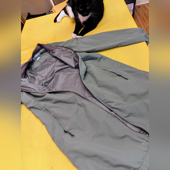 Columbia Jacket, fall/spring. Mint green. - Picture 4 of 6